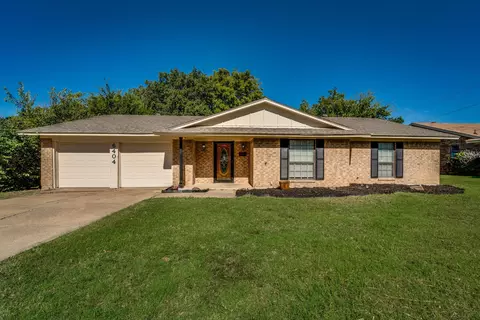 6404 Winifred Dr, Fort Worth, TX 76133