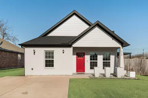 630 Trout St, Rockwall, TX 75032