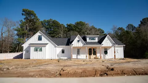 14573 Woodland Creek Dr, Tyler, TX 75706