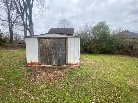 401 E Wright St, Marshall, TX 75670 photo 17