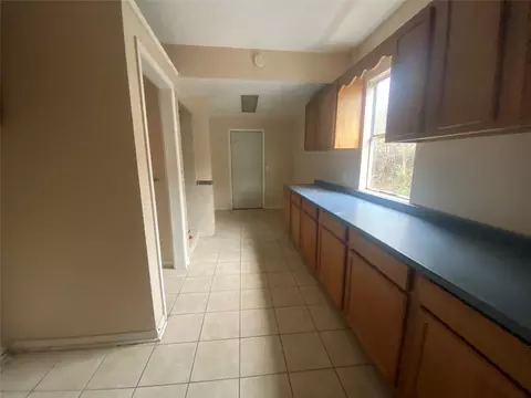 401 E Wright St, Marshall, TX 75670 photo 25