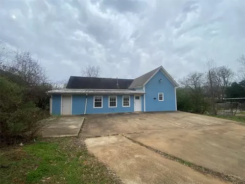 401 E Wright St, Marshall, TX 75670 photo 4