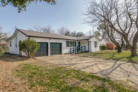 904 Billie Ruth Ln, Hurst, TX 76053