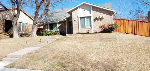 3710 Fairfield Dr, Carrollton, TX 75007