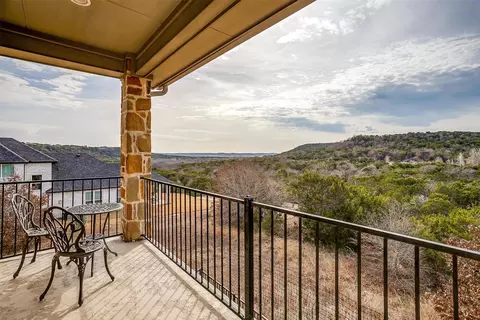 8728 Fullerton Cir, Cleburne, TX 76033