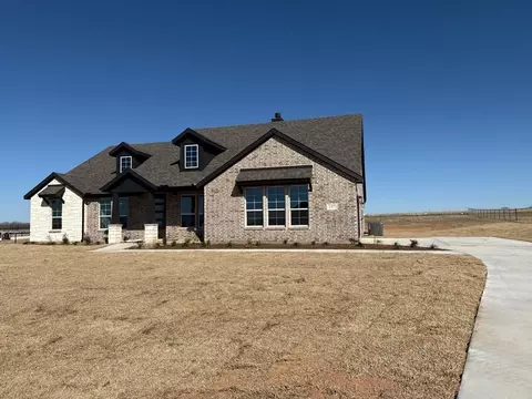 197 Lonicera Ln, Paradise, TX 76073