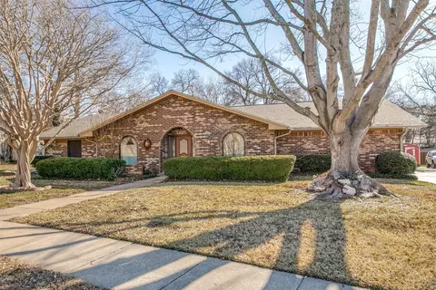 1408 Moss Rose Cir, Irving, TX 75061