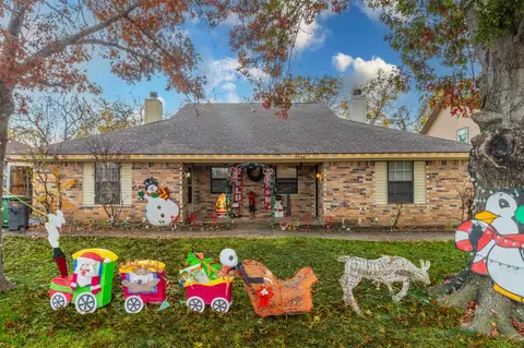 7720 Sable Ln, North Richland Hills, TX 76182