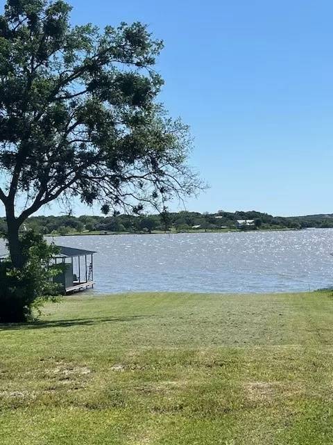 3614 Abes Landing Dr, Granbury, TX 76049