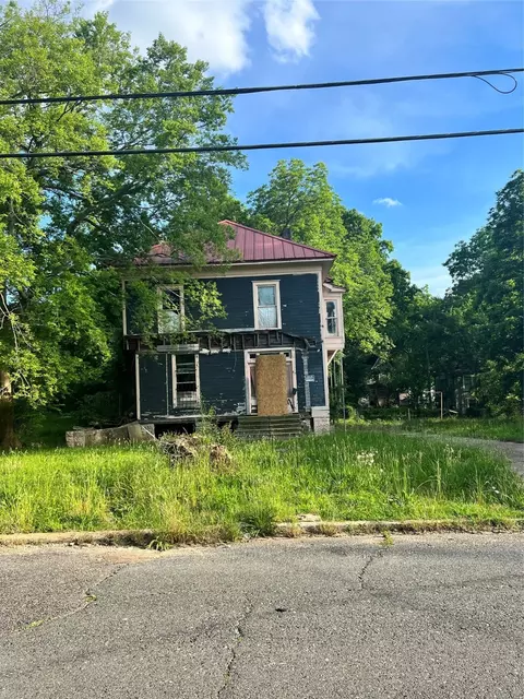 623 Herndon St, Shreveport, LA 71101
