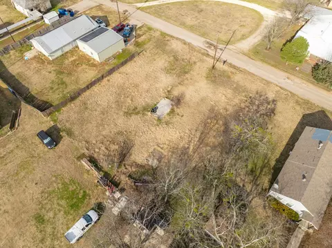 608 E South St, Itasca, TX 76055 photo 1