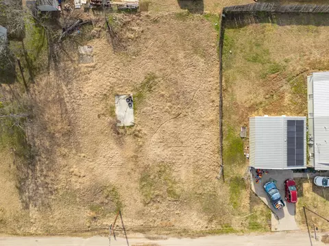 608 E South St, Itasca, TX 76055 photo 7