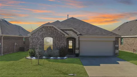 2515 Real Quiet Dr, Forney, TX 75126