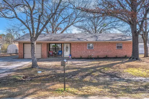 1102 N Florence St, Grand Saline, TX 75140