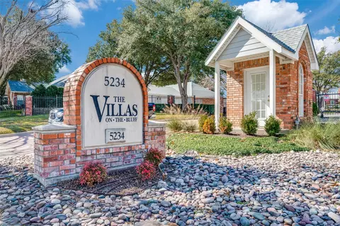 6114 Haley Ln, Fort Worth, TX 76132