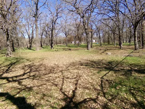 146 Deerwood Ln, Springtown, TX 76082