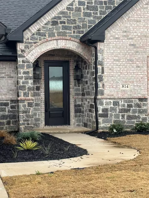 814 Mary Lee Ln, Collinsville, TX 76233