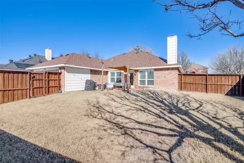 Exterior - 10205 Bent Tree Dr, Rowlett, TX 75089 photo 5 of 5