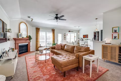 Living - 10205 Bent Tree Dr, Rowlett, TX 75089 photo 4 of 4