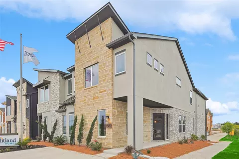 920 Meadowcrest Dr, Plano, TX 75075