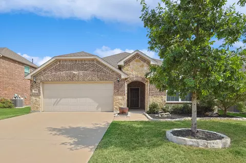 940 Basket Willow Ter, Haslet, TX 76052