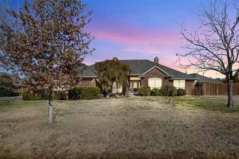 312 Granada Calle St, Granbury, TX 76049