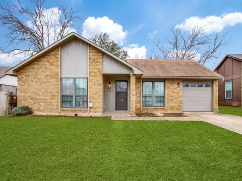 3725 Horizon Pl, Fort Worth, TX 76133