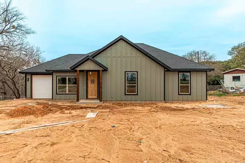 1421 Meander Rd, Granbury, TX 76049