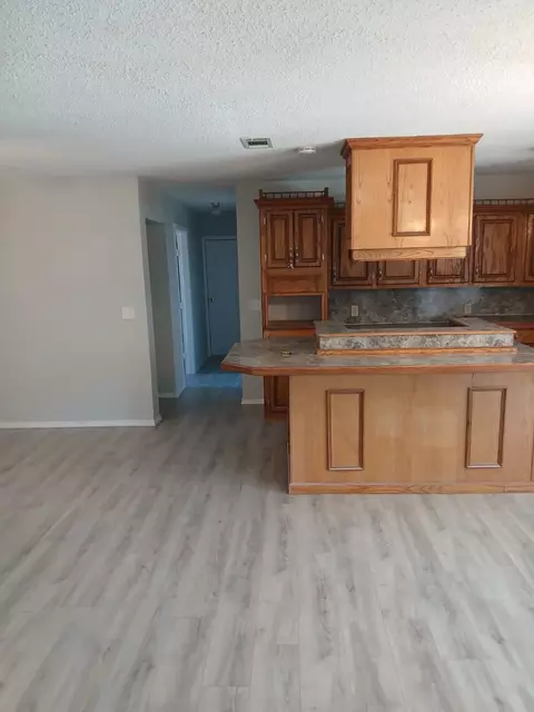 Living - 19088 Us Hwy 82, Avery, TX 75554 photo 1 of 2