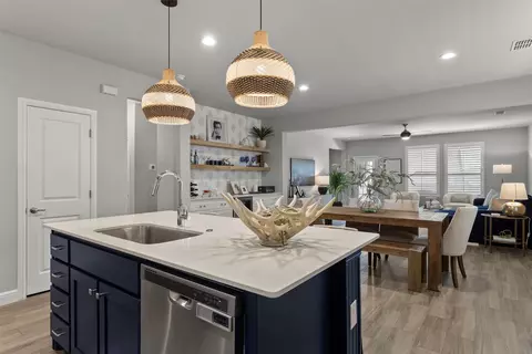 Kitchen - 521 Watson Ln, Denton, TX 76210 photo 4 of 5