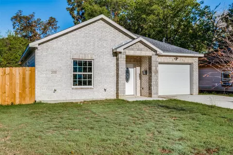 2434 Easley St, Dallas, TX 75215