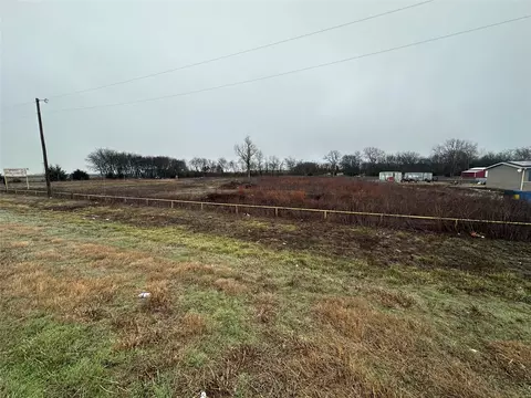 12321 Hwy 11, Whitewright, TX 75491