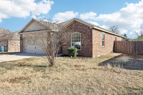 1200 Timberview Dr, Hutchins, TX 75141