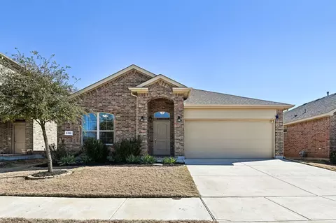 9108 Twin Mills Blvd, Fort Worth, TX 76179