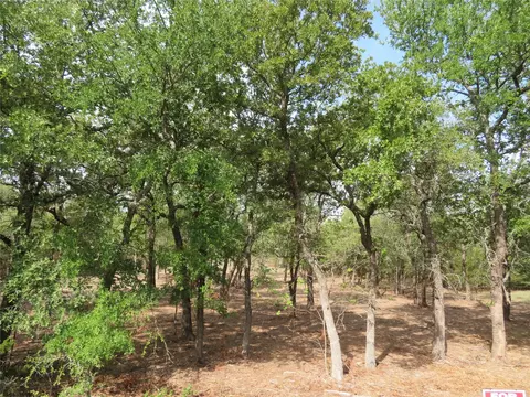 000 Horizon Rdg, Bowie, TX 76230