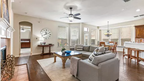 5825 Toppingham St, Plano, TX 75093