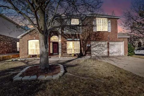 7412 Summer Meadows Dr, Fort Worth, TX 76123