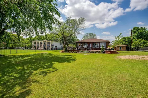 10874 Power Squadron Rd, Azle, TX 76020