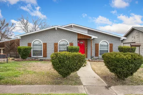 5020 Crawford Dr, The Colony, TX 75056