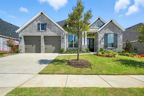 4317 Clydesdale Dr, Aubrey, TX 76227