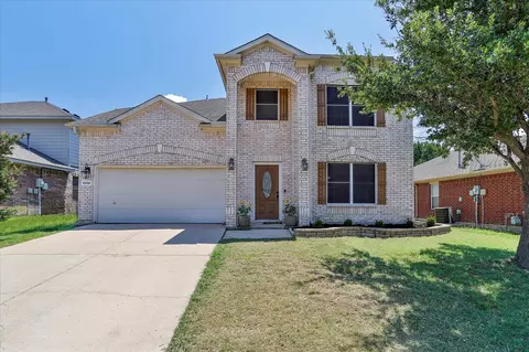 6804 Geyser Trl, Watauga, TX 76137