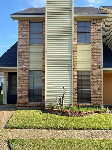 964 Winter Garden Dr #33, Shreveport, LA 71107