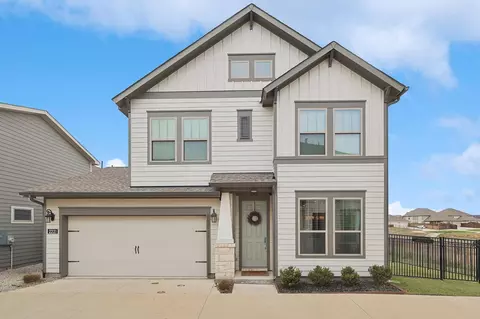 2221 Offerande Dr, Aledo, TX 76008
