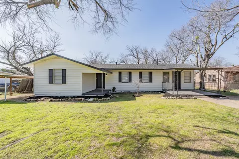 2105 Castleberry Cut Off Rd, Fort Worth, TX 76114
