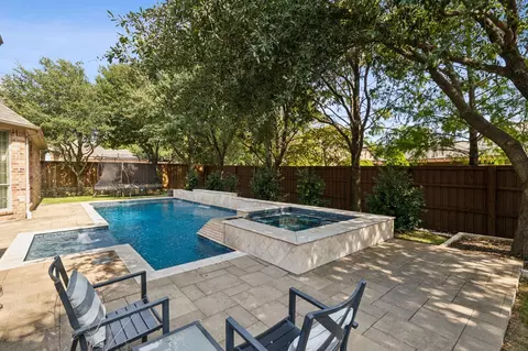Exterior - 641 Willowview Dr, Prosper, TX 75078 photo 3 of 7