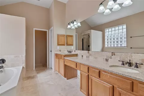 7406 Centenary Dr, Rowlett, TX 75089 photo 15