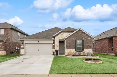 11212 Aspen Trl, Aubrey, TX 76227