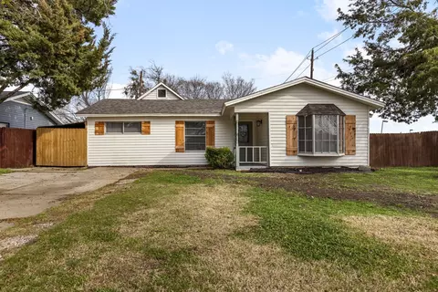 1099 Easy St, Grapevine, TX 76051
