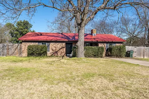 4382 Stoneridge Dr, Flint, TX 75762
