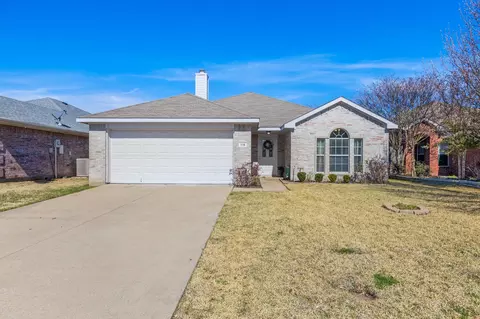 116 Tomahawk Dr, Greenville, TX 75402
